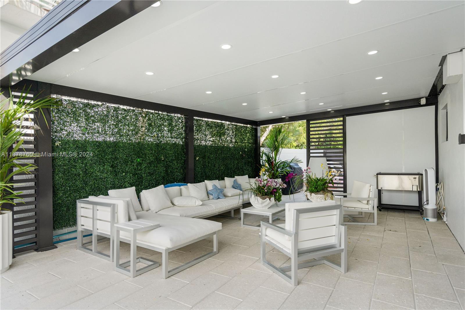 KEY LARGO BEACH - Residential