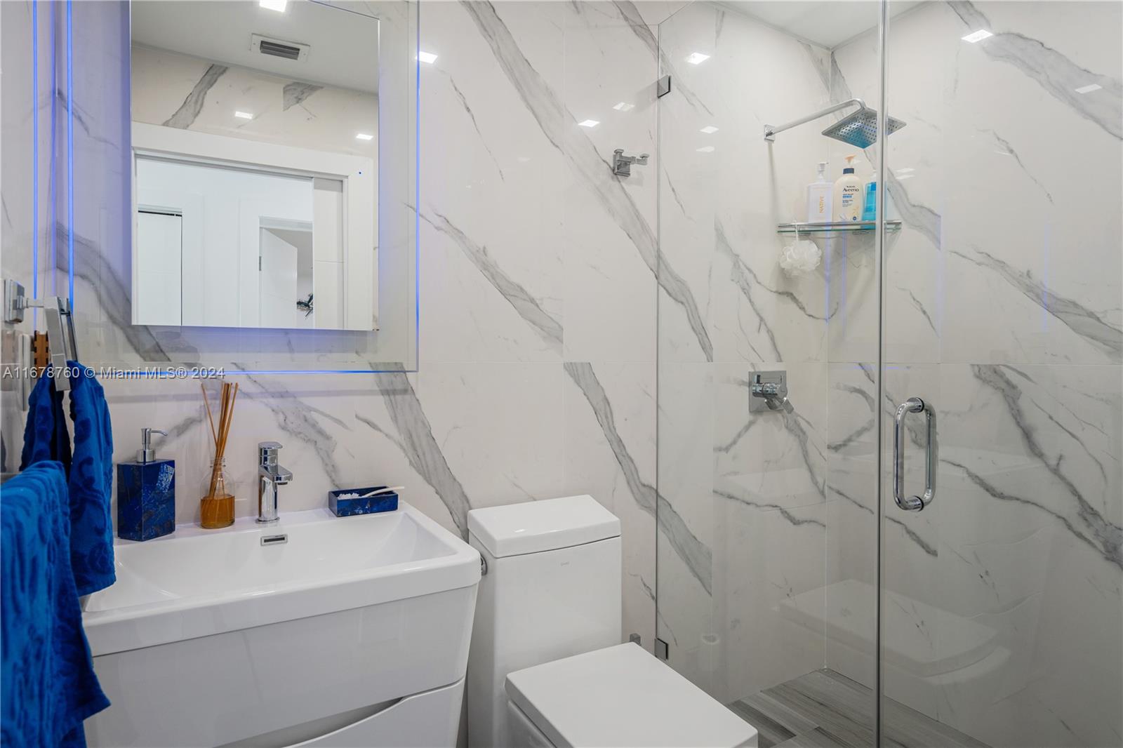 KEY LARGO BEACH - Residential