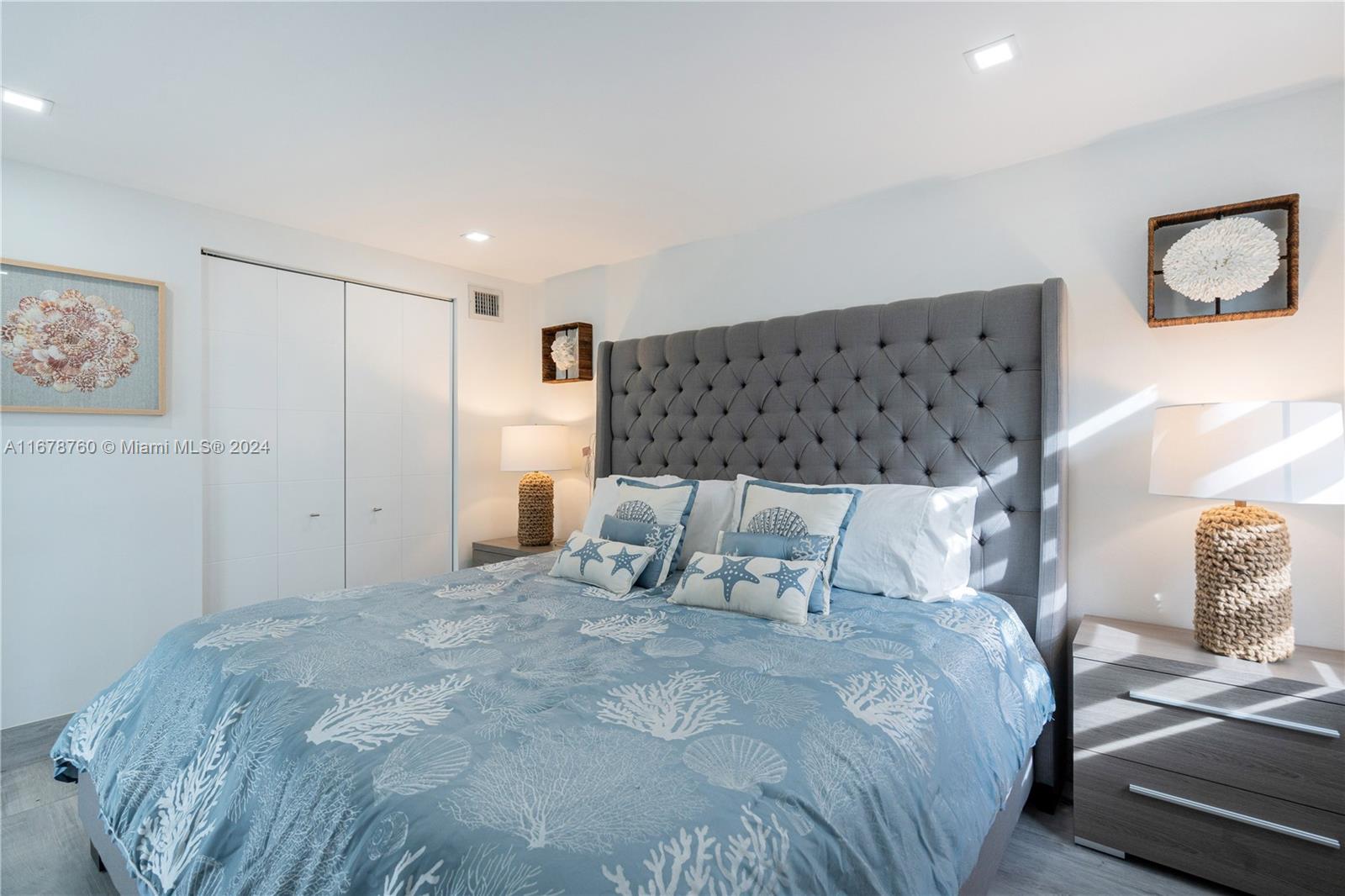 KEY LARGO BEACH - Residential