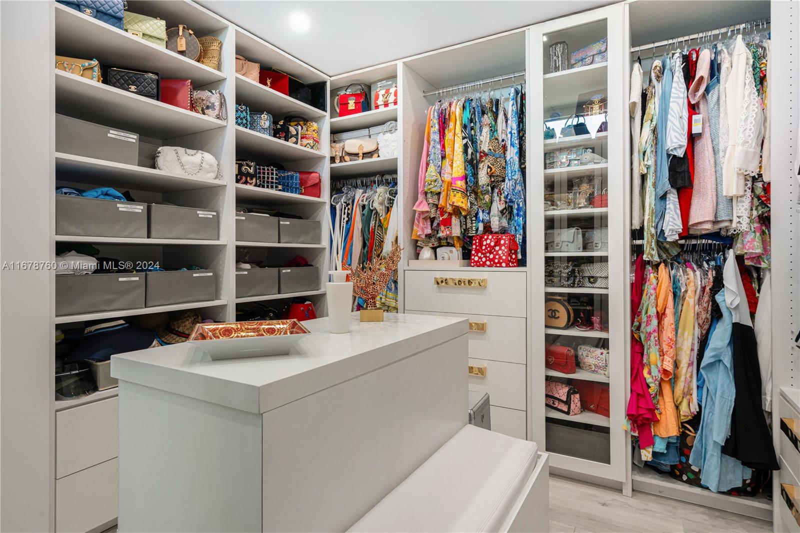 KEY LARGO BEACH - Residential