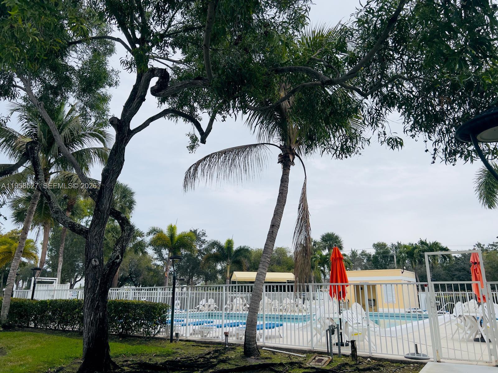 BLDG 130 OF COUNTRY CLUB - Residential