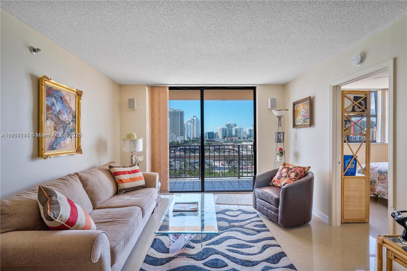 WINSTON TOWERS 600 CONDO - Residential