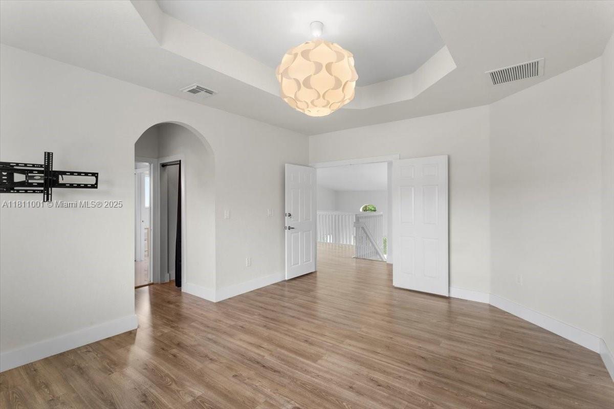 LAKES BY THE BAY KAYE - Residential