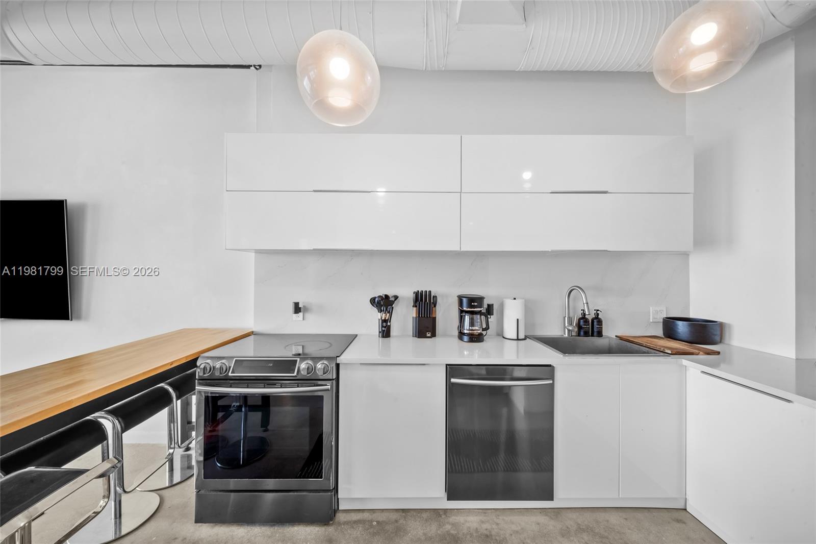 NEO CONDO - Residential