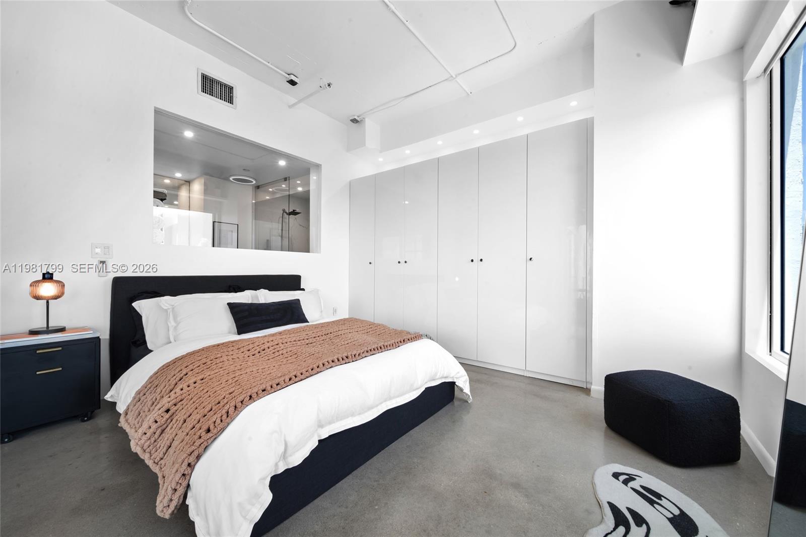 NEO CONDO - Residential