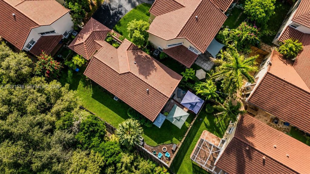 Photo of 1327 Seagrape Cir, Weston, FL 33326 (MLS # A12021538)