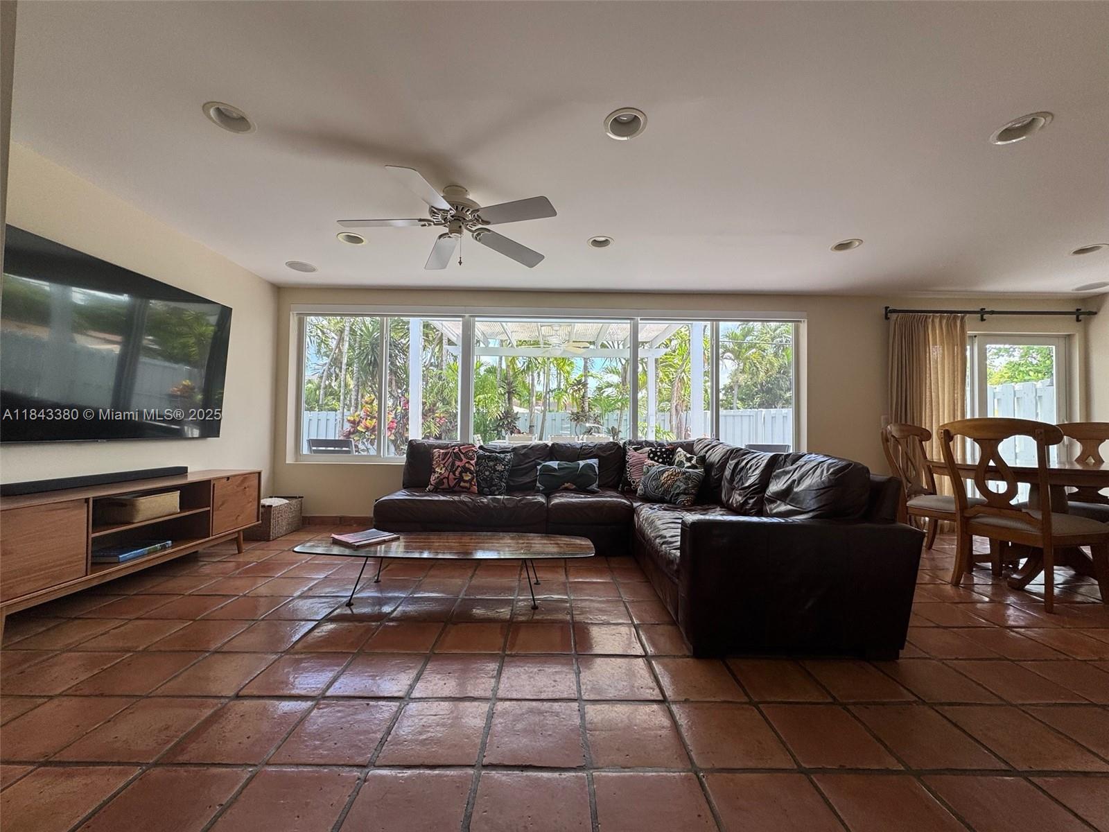 FORT KNOX ESTS - Residential