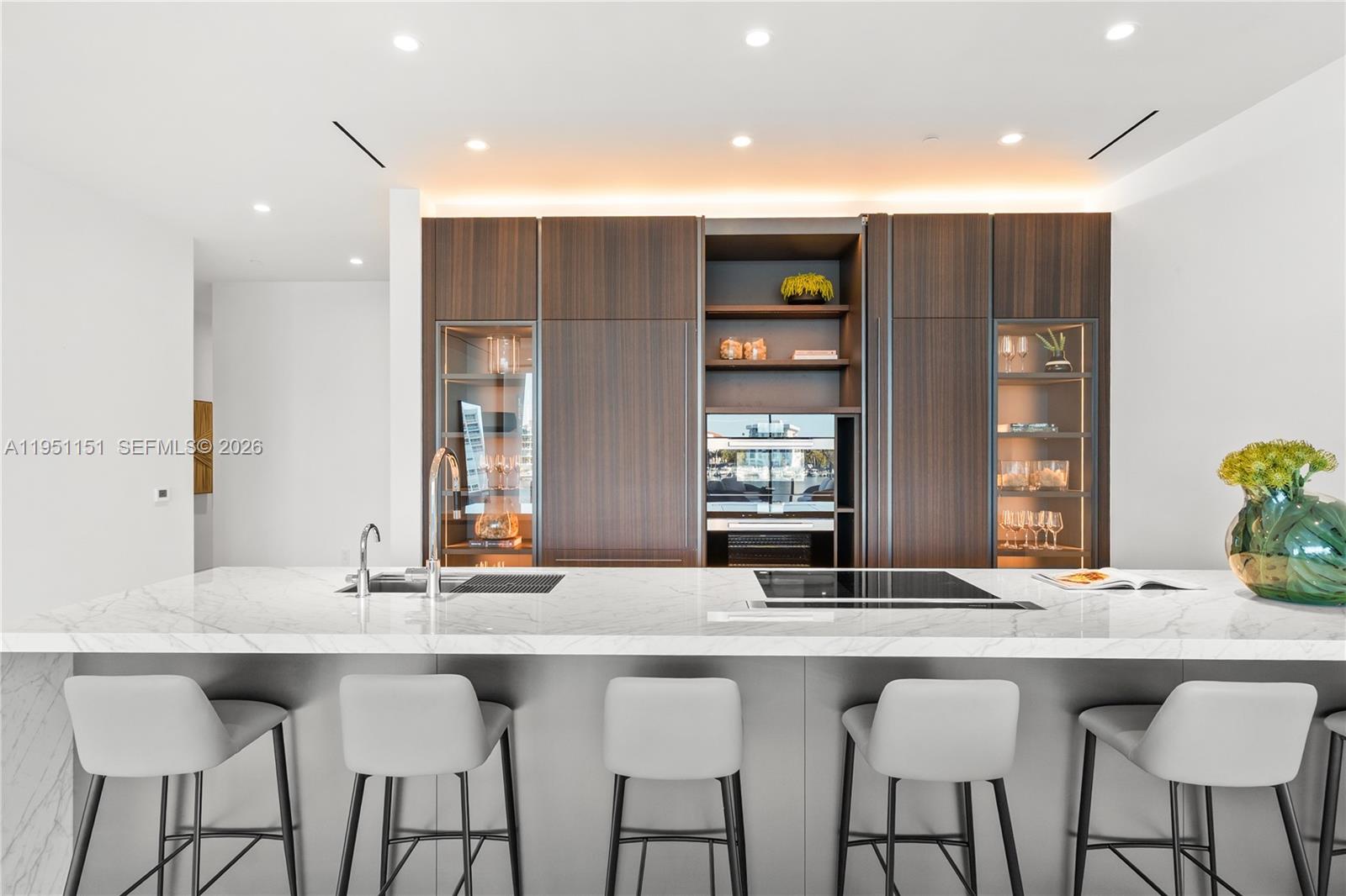 Vita Grove Isle - Residential