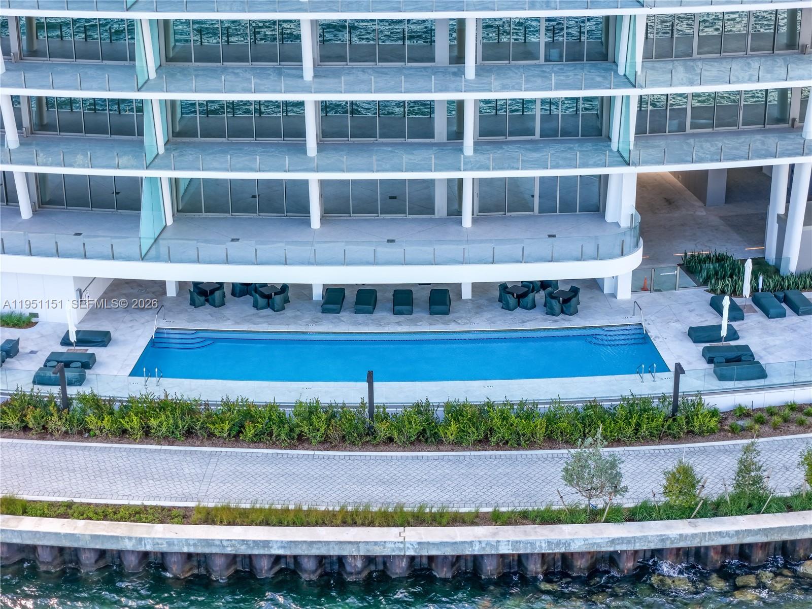 Vita Grove Isle - Residential