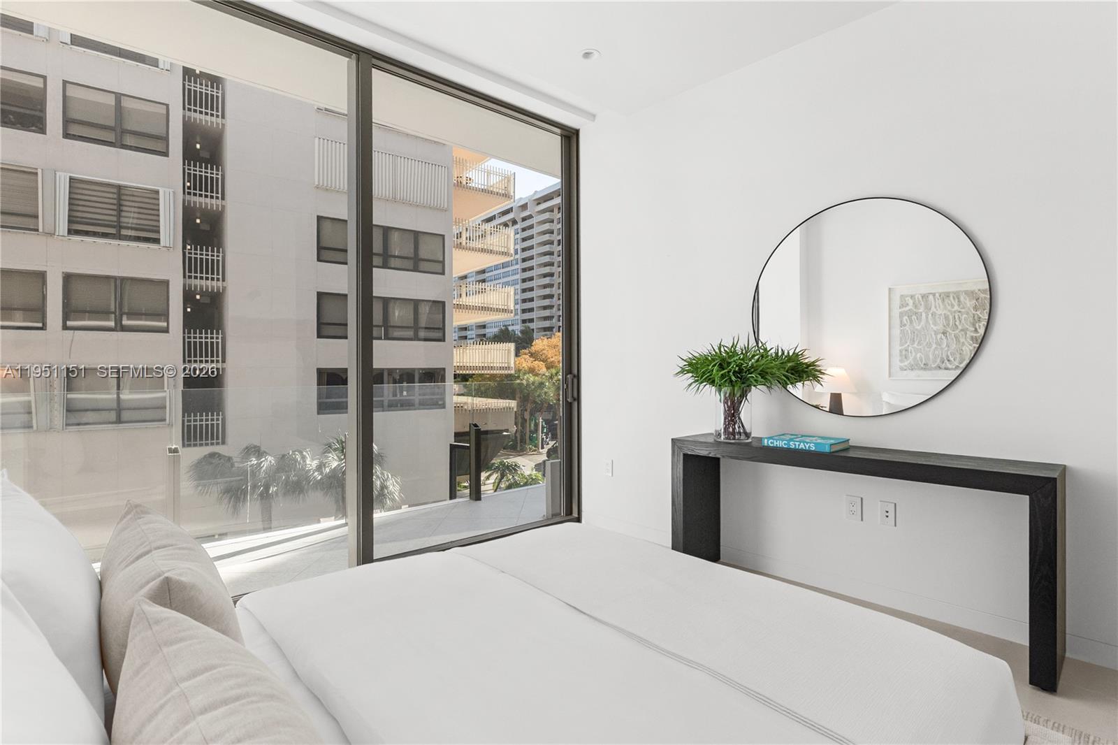 Vita Grove Isle - Residential