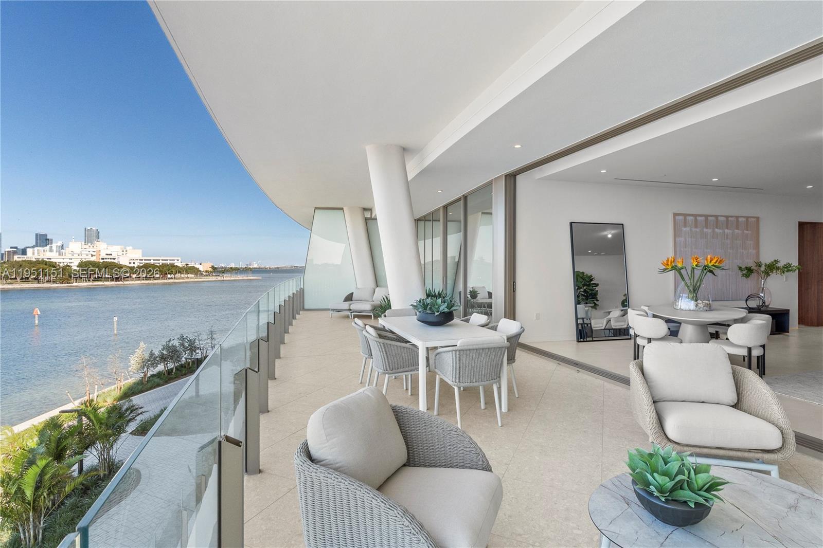 Vita Grove Isle - Residential