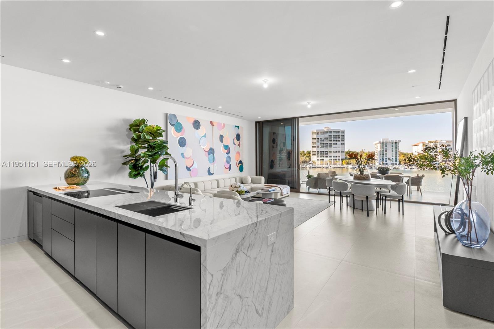 Vita Grove Isle - Residential