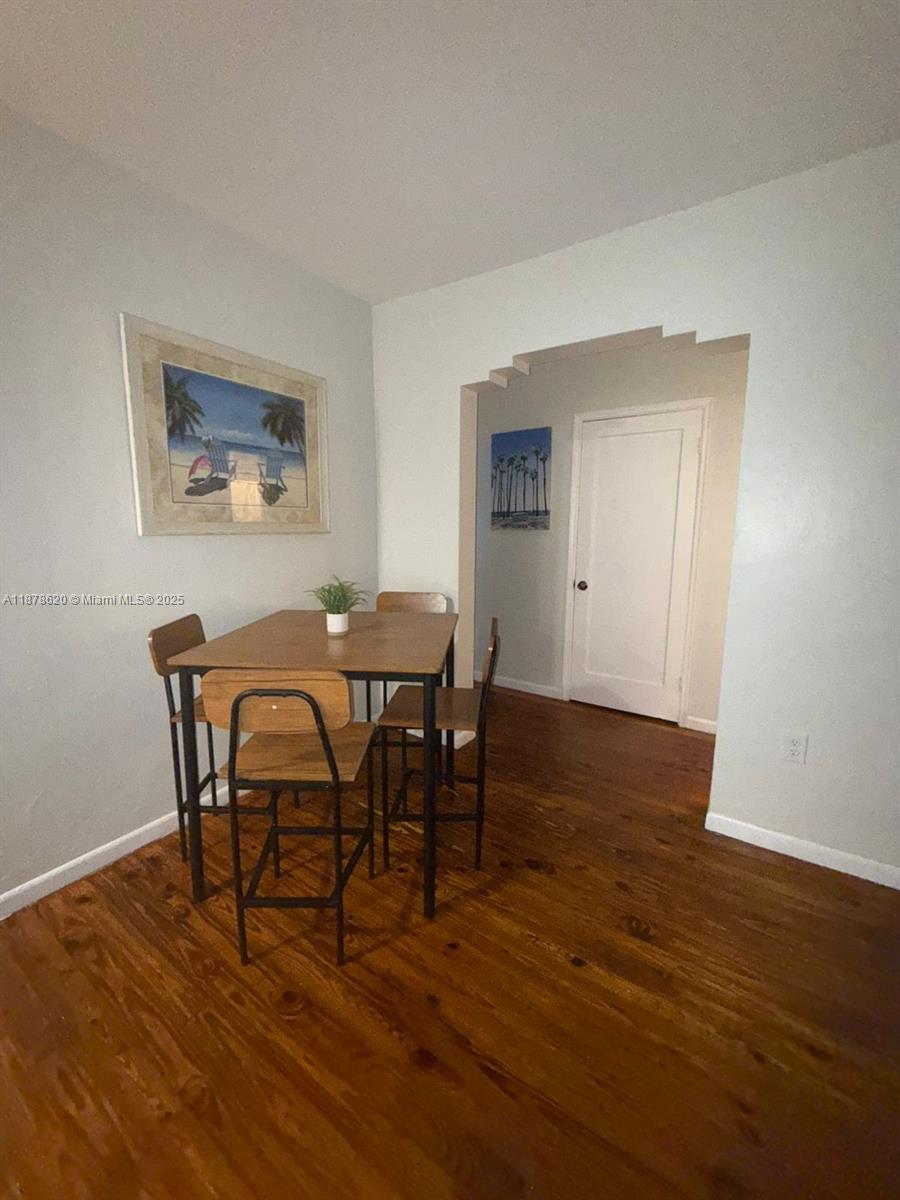 1289 Marseille Dr 46