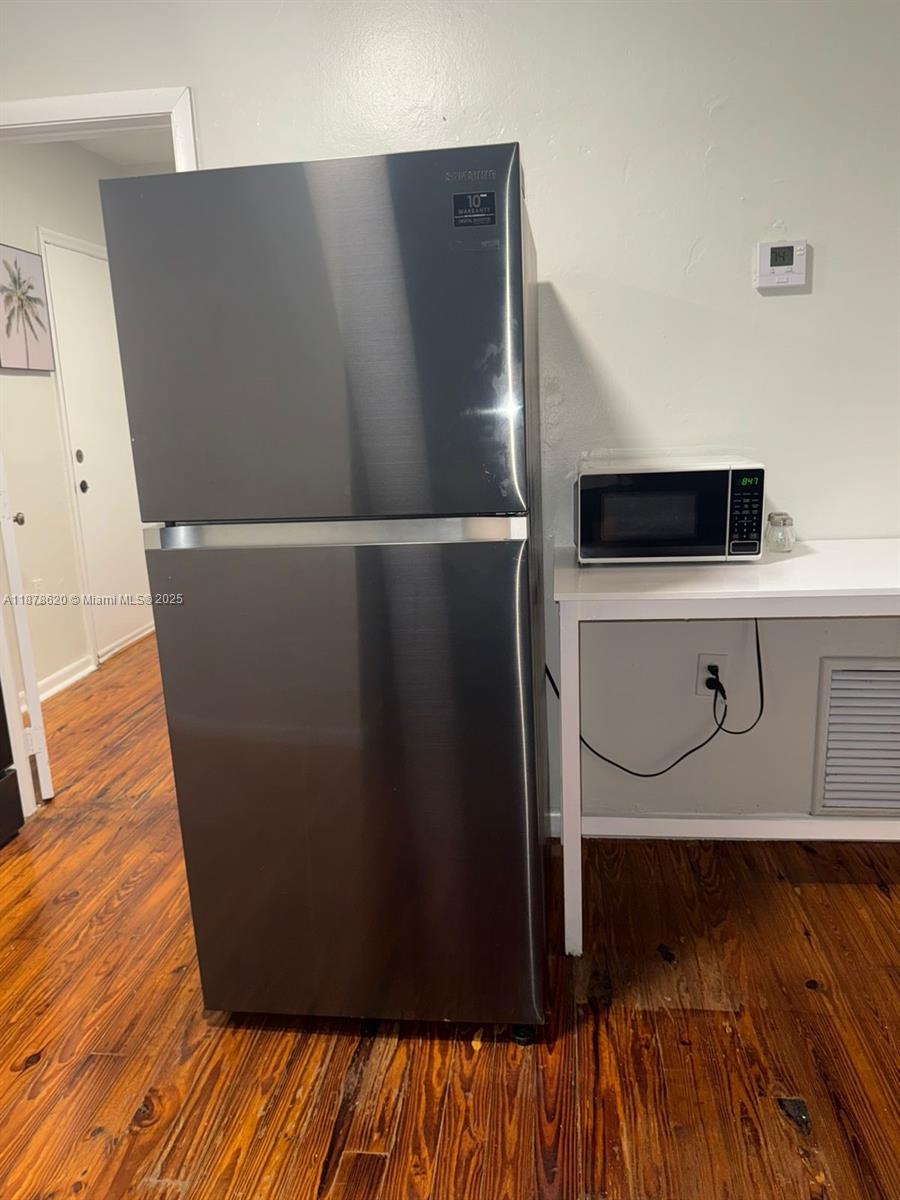 1289 Marseille Dr 46