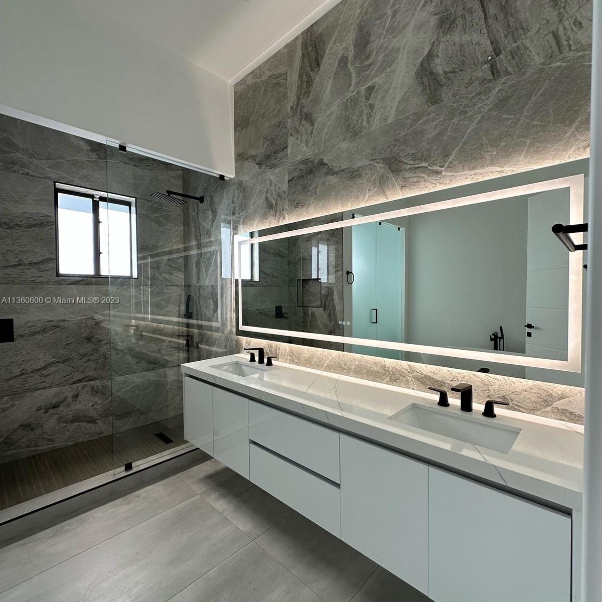 HOLMBERG & MC KEES - Residential