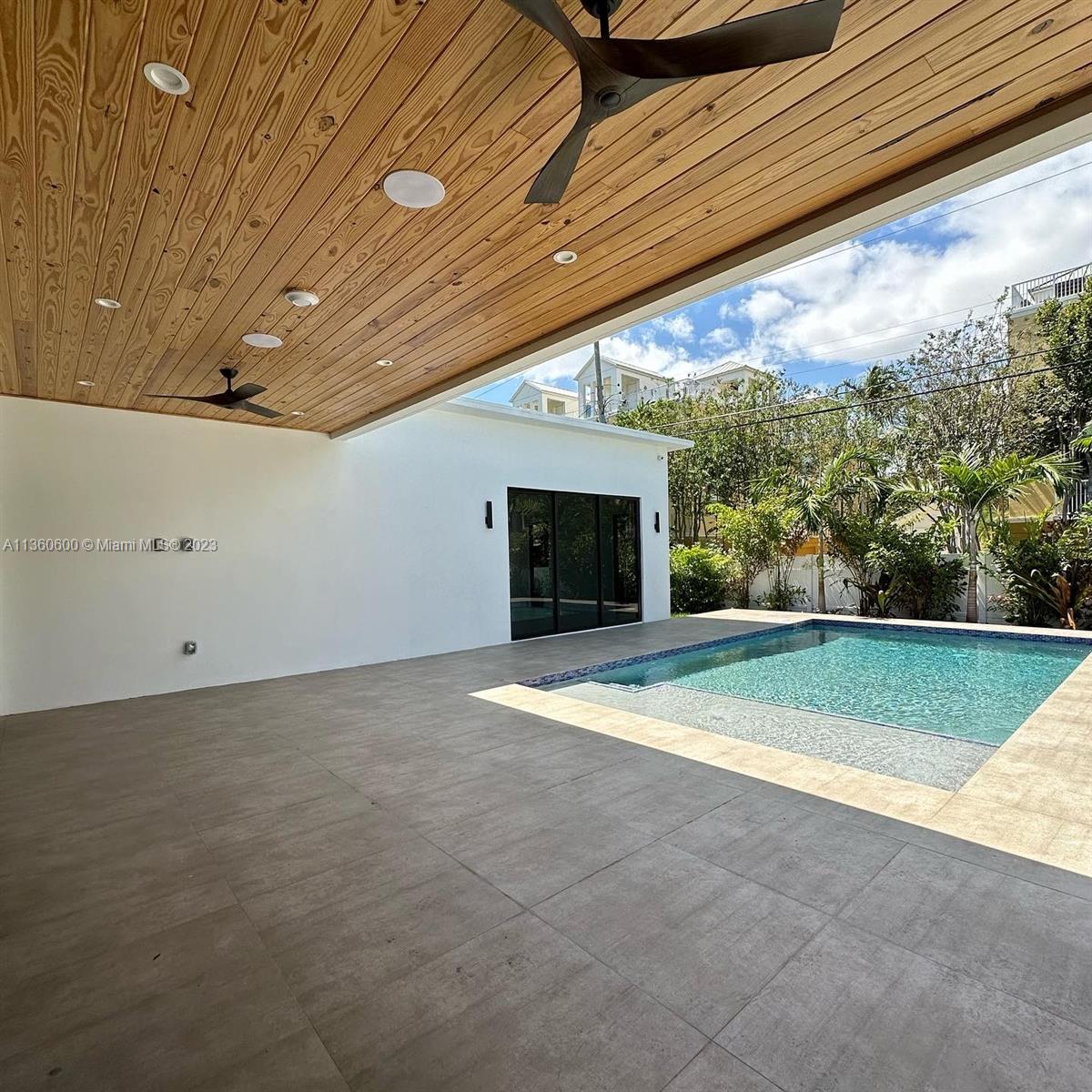 HOLMBERG & MC KEES - Residential
