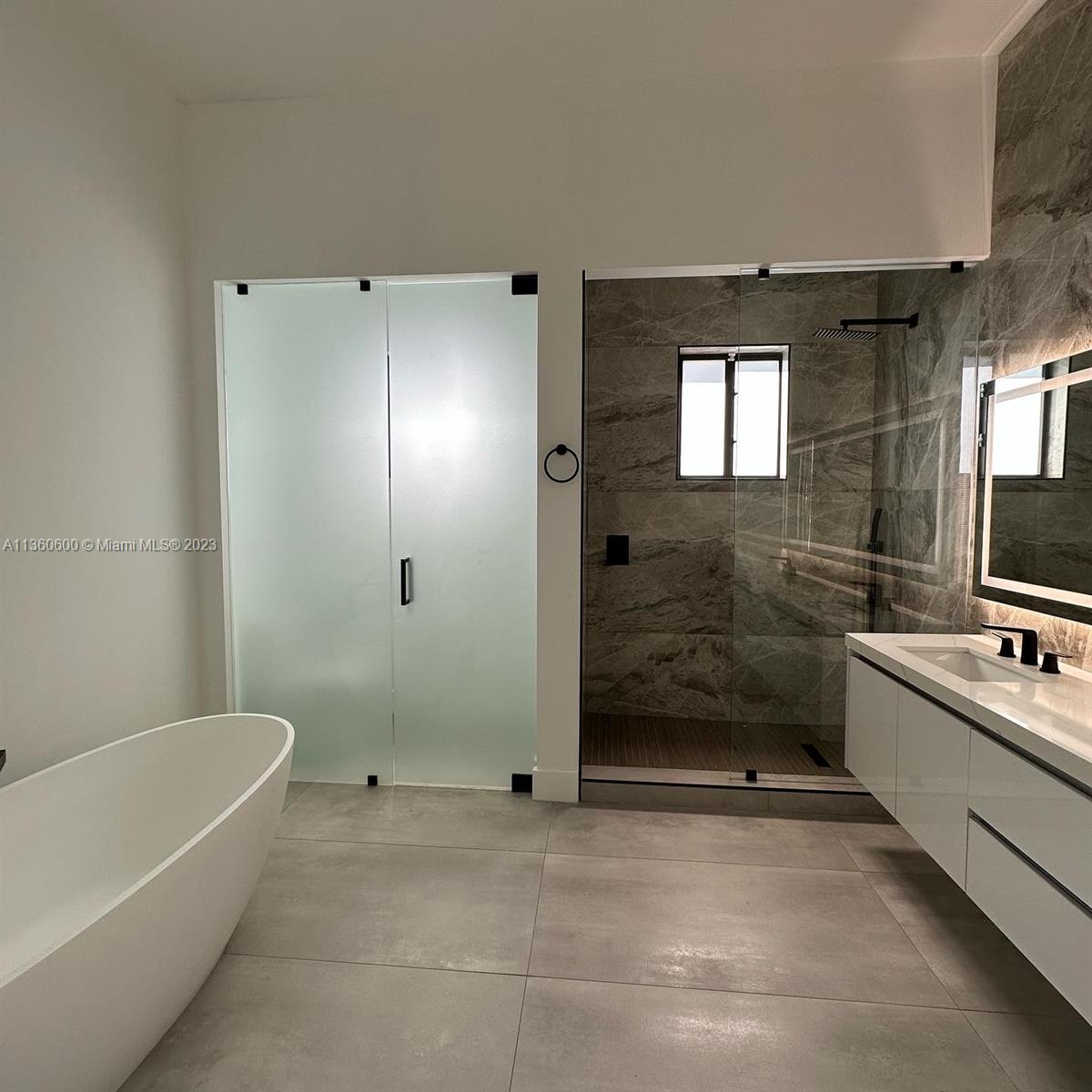 HOLMBERG & MC KEES - Residential