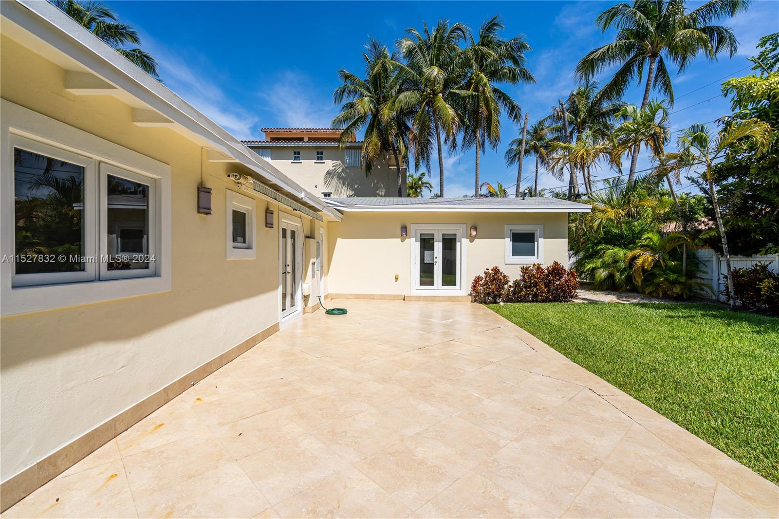 BISCAYNE KEY ESTATES - Residential