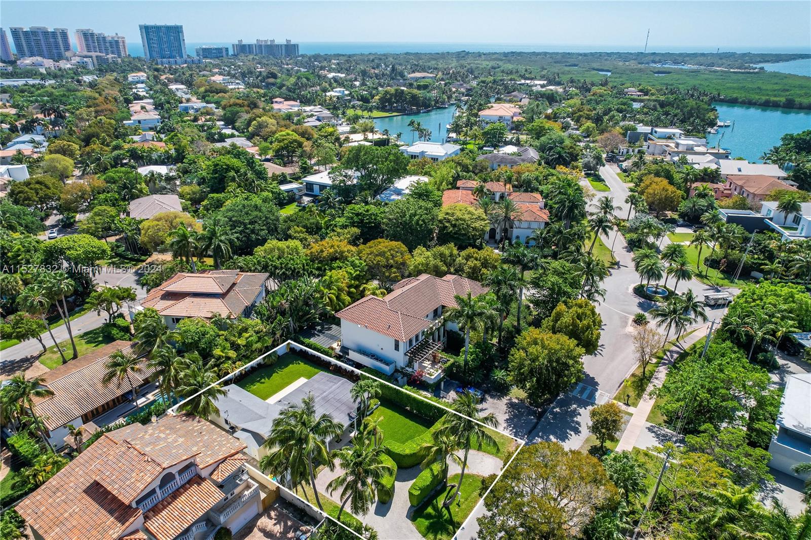BISCAYNE KEY ESTATES - Residential
