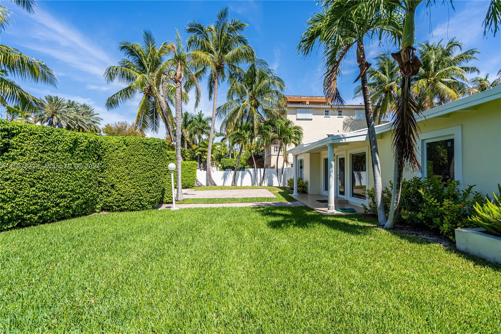 BISCAYNE KEY ESTATES - Residential