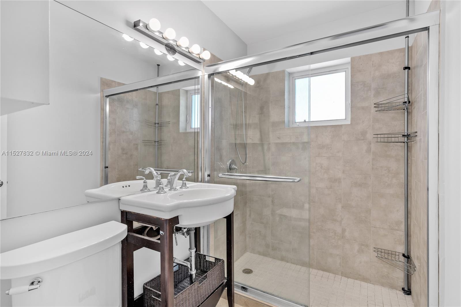 BISCAYNE KEY ESTATES - Residential