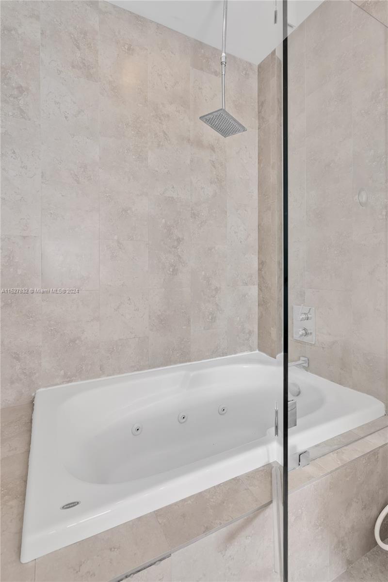 BISCAYNE KEY ESTATES - Residential