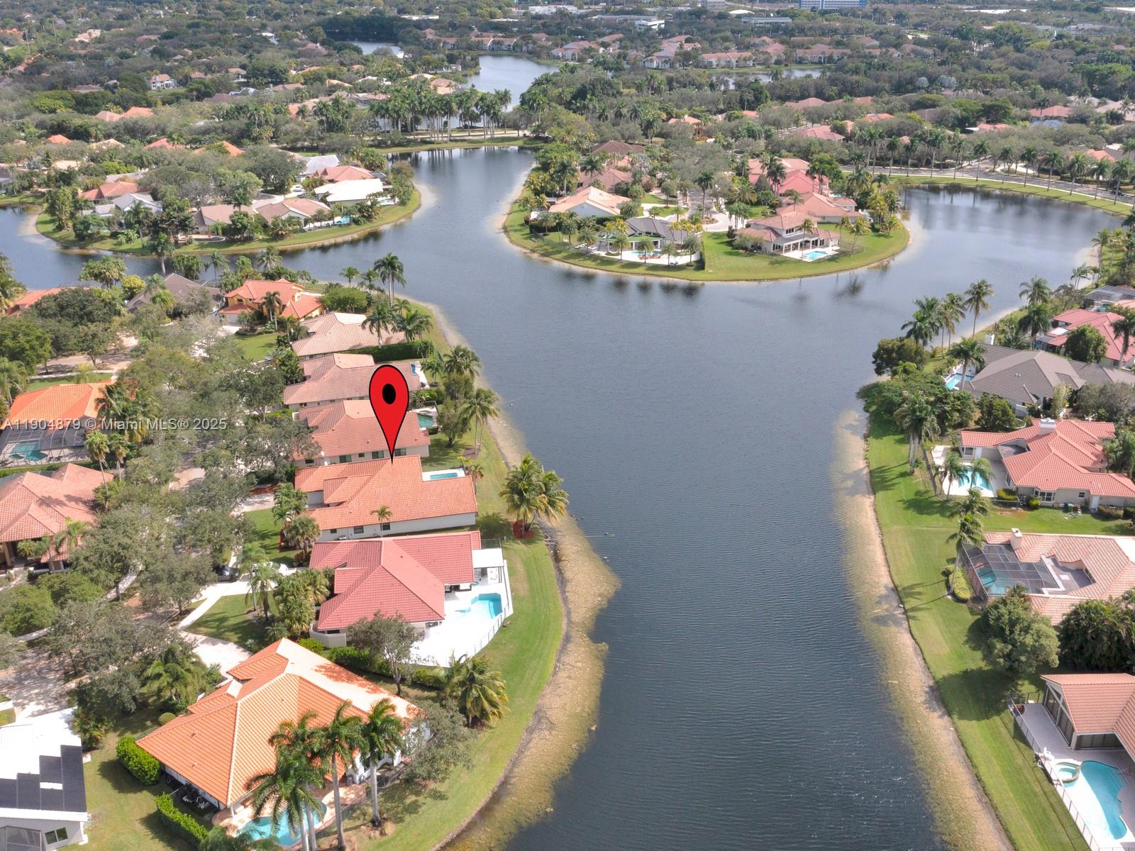 COUNTRY ISLES - Residential