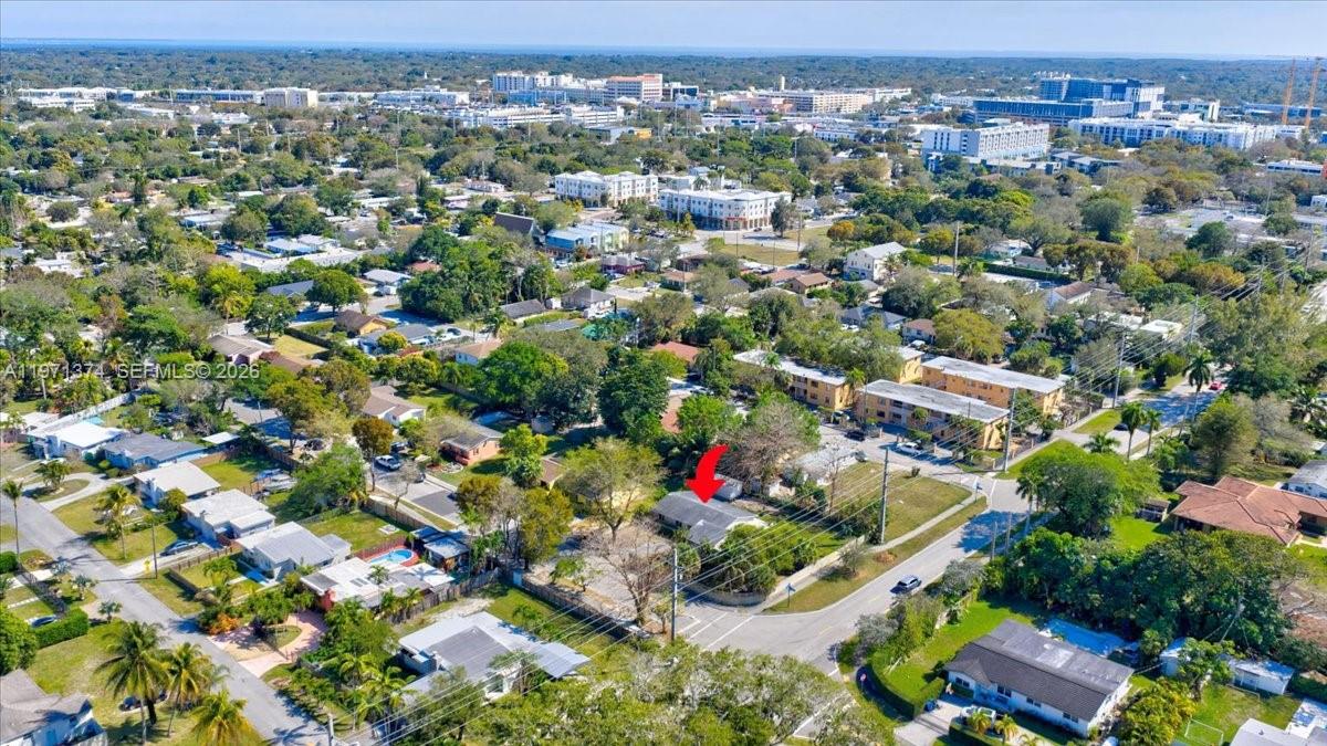 UNIV GARDENS SUB NO 5 - Residential