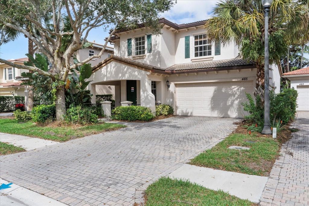Photo of 485 Leaf Dr, Palm Beach Gardens, FL 33410 (MLS # A11323531)