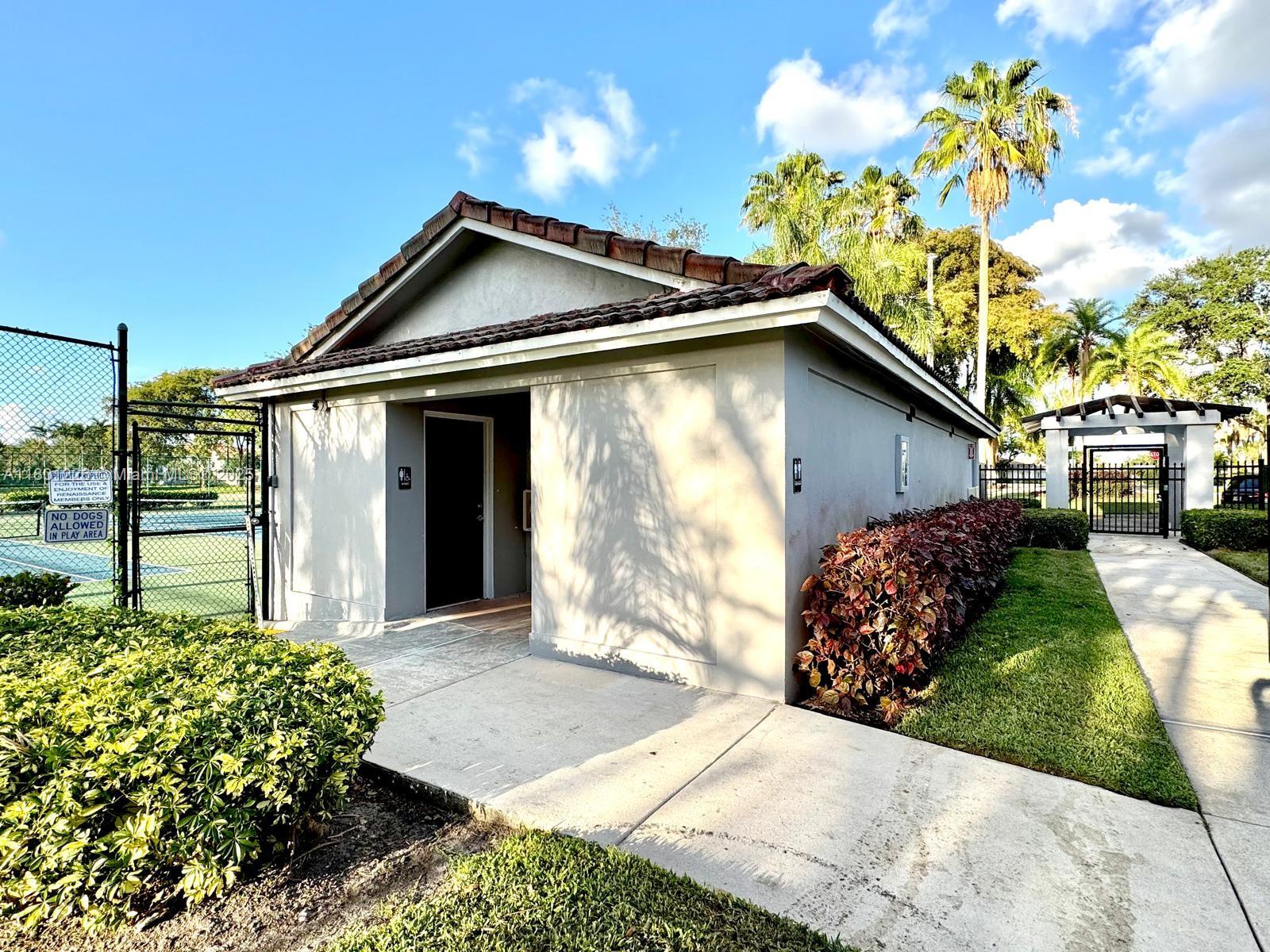 VILLAGES OF RENAISSANCE - Residential