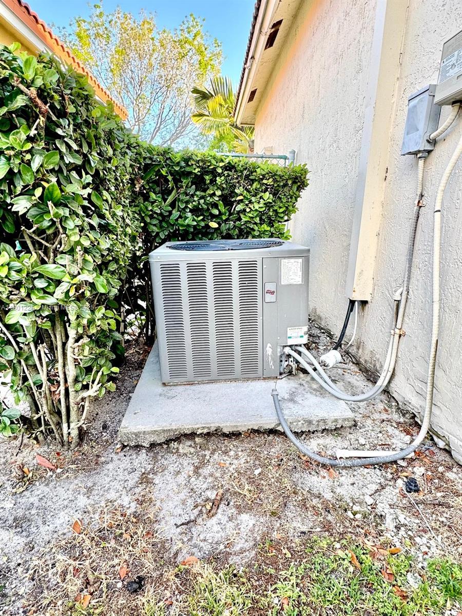 VILLAGES OF RENAISSANCE - Residential