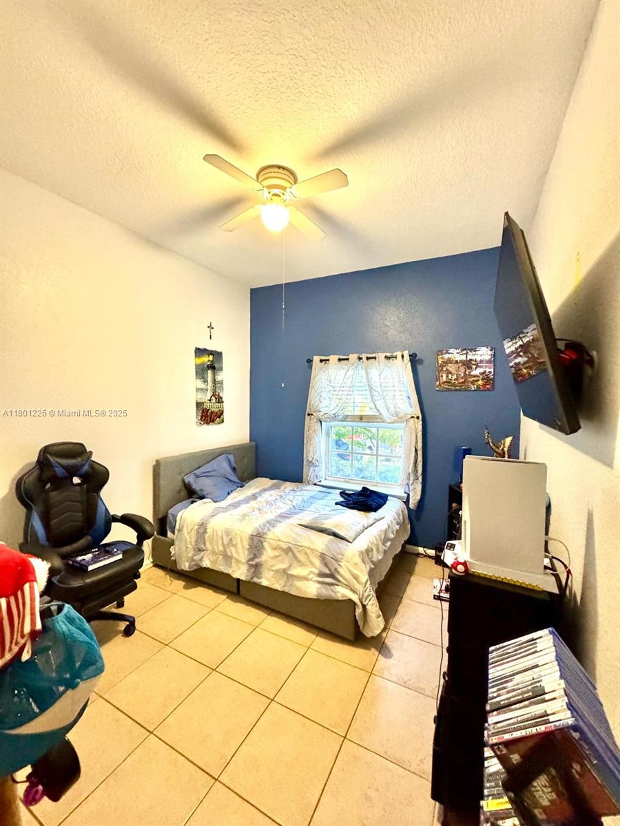 VILLAGES OF RENAISSANCE - Residential