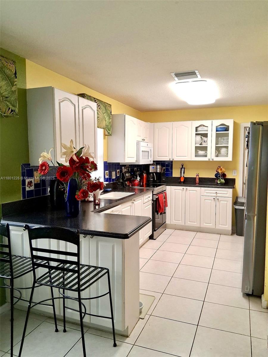 VILLAGES OF RENAISSANCE - Residential