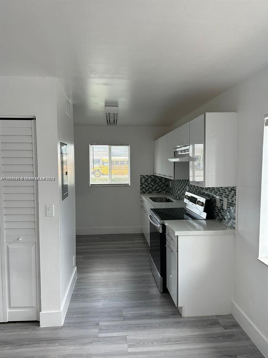 PEMBROKE PINES NO 3 - Residential Lease