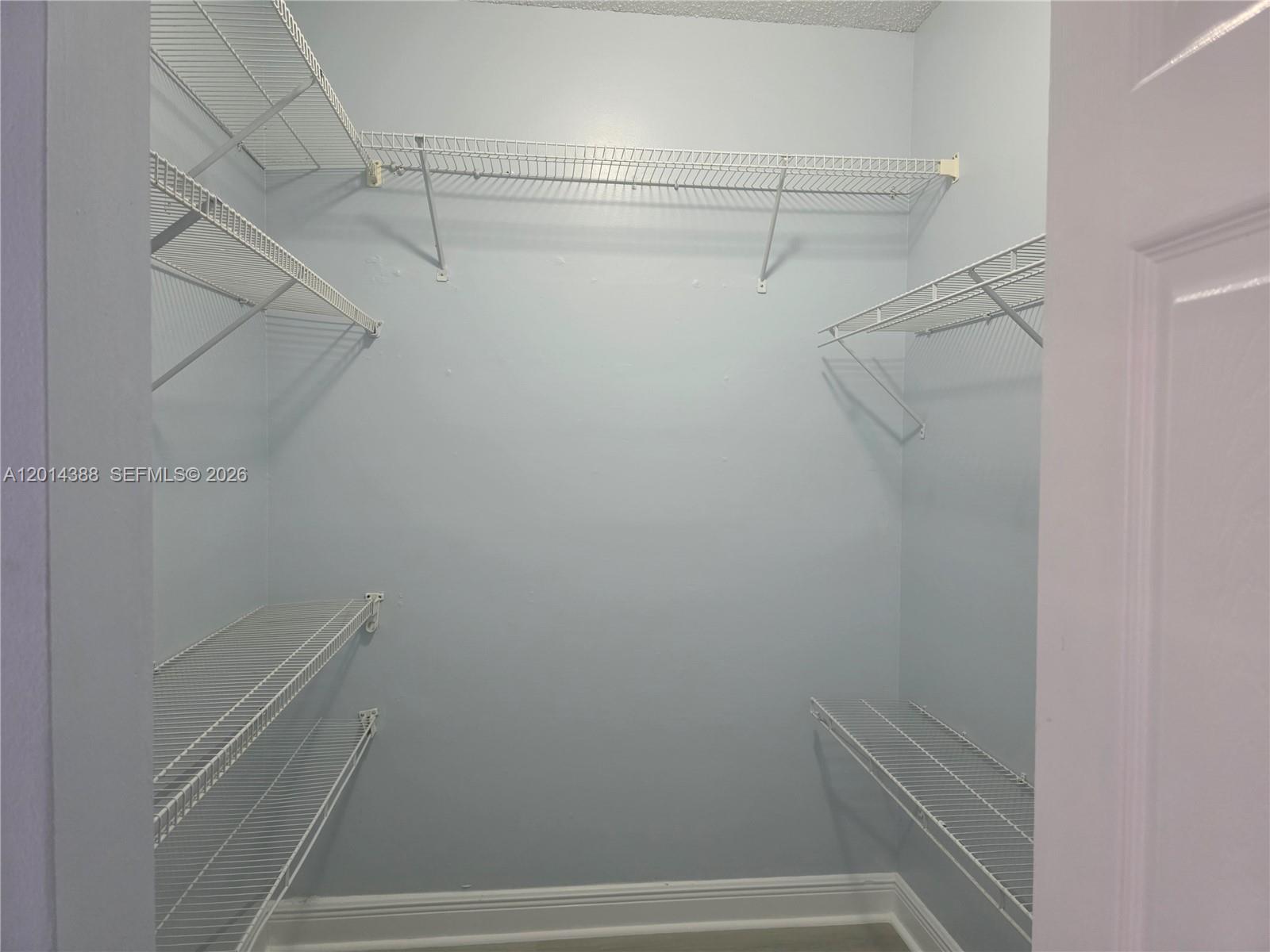 ELAN AT CALUSA CONDO XII - Residential Lease