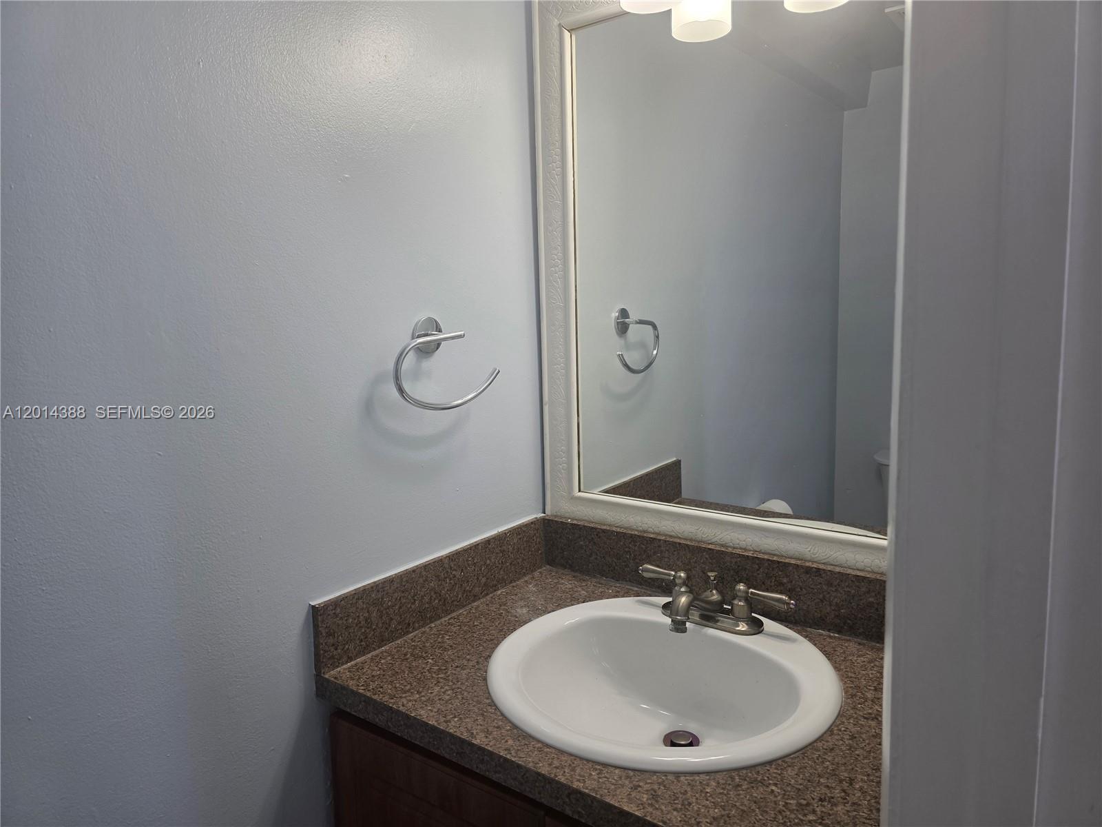 ELAN AT CALUSA CONDO XII - Residential Lease