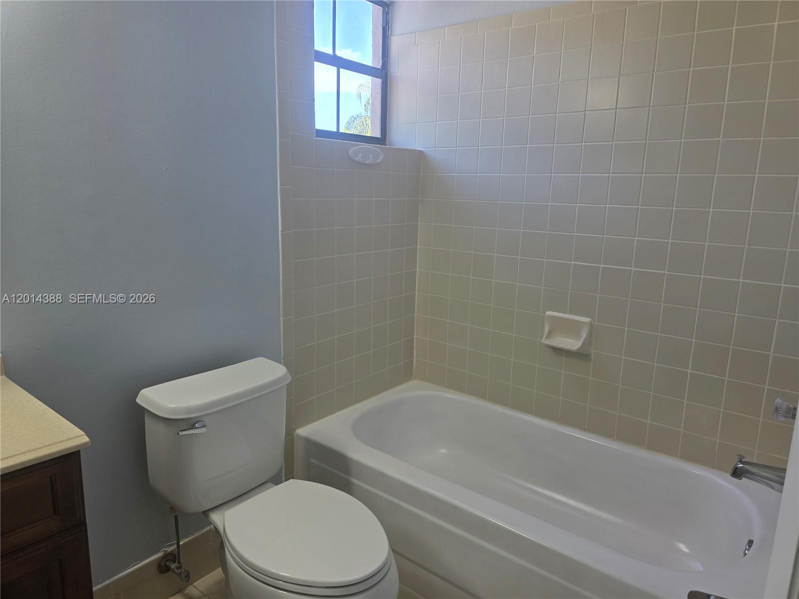 ELAN AT CALUSA CONDO XII - Residential Lease