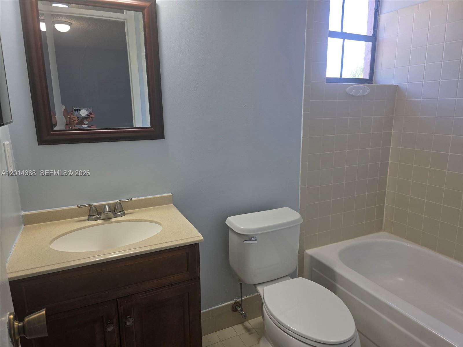 ELAN AT CALUSA CONDO XII - Residential Lease