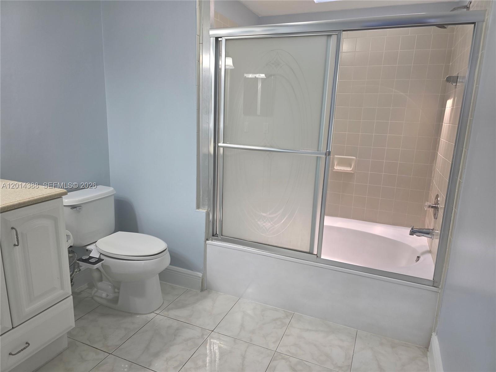 ELAN AT CALUSA CONDO XII - Residential Lease