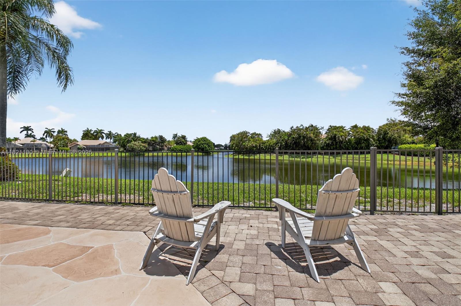 STONEBRIDGE - Residential