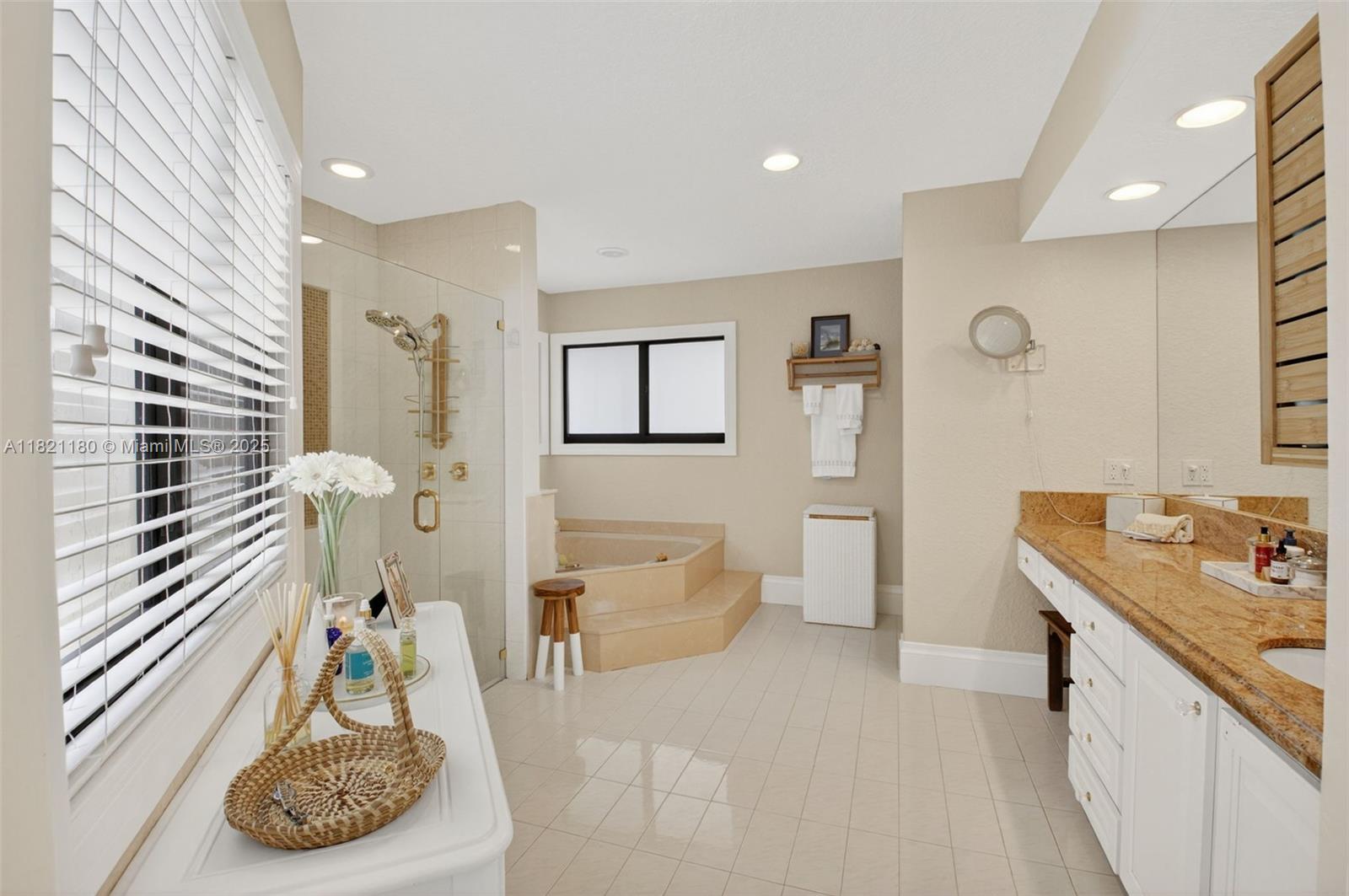 STONEBRIDGE - Residential