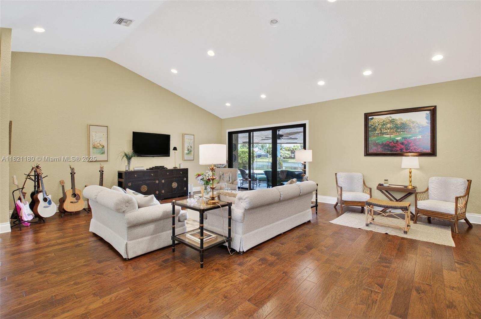 STONEBRIDGE - Residential