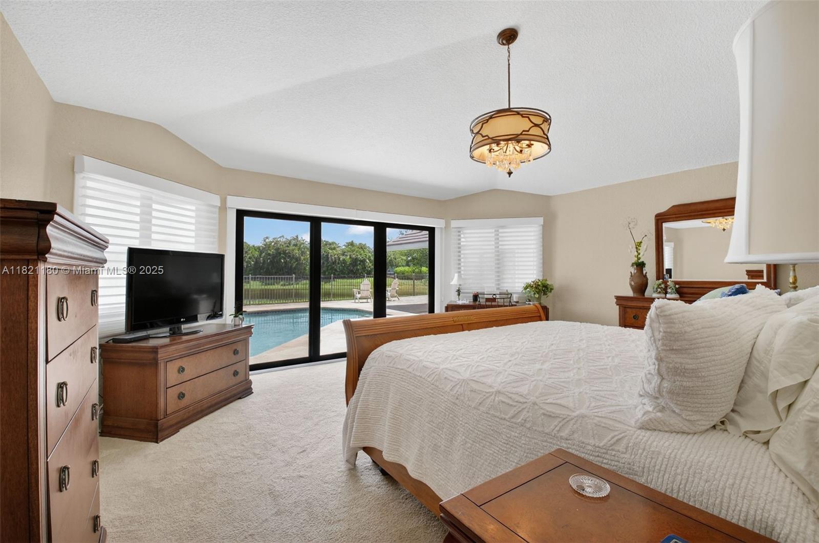 STONEBRIDGE - Residential