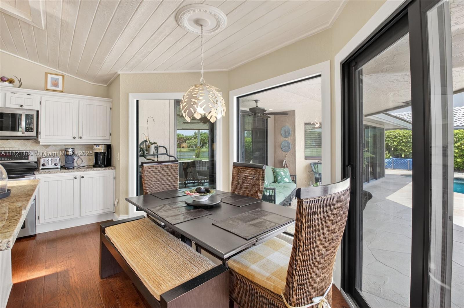 STONEBRIDGE - Residential