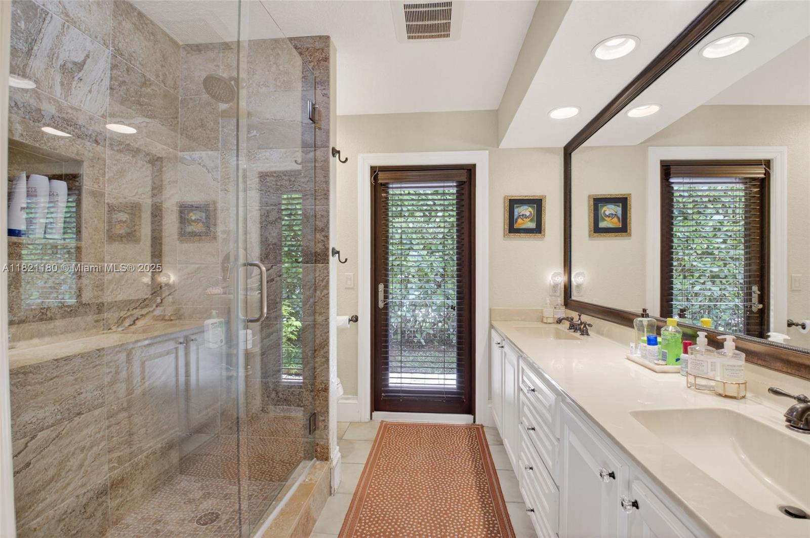 STONEBRIDGE - Residential