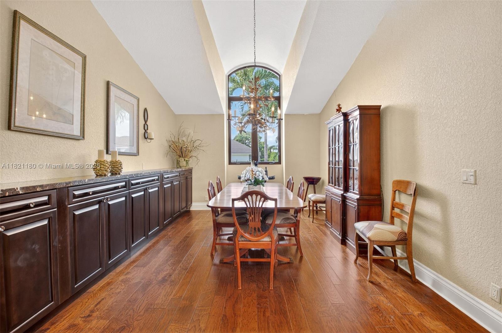 STONEBRIDGE - Residential