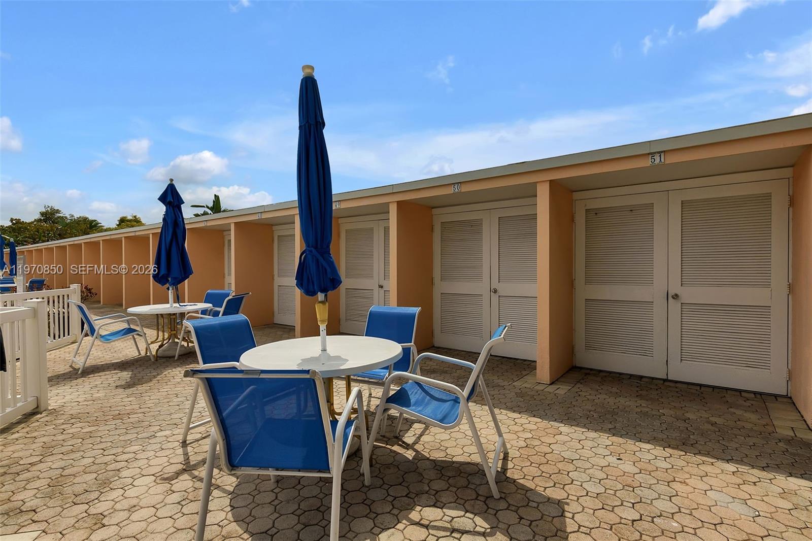 IMPERIAL POINT COLONNADES - Residential