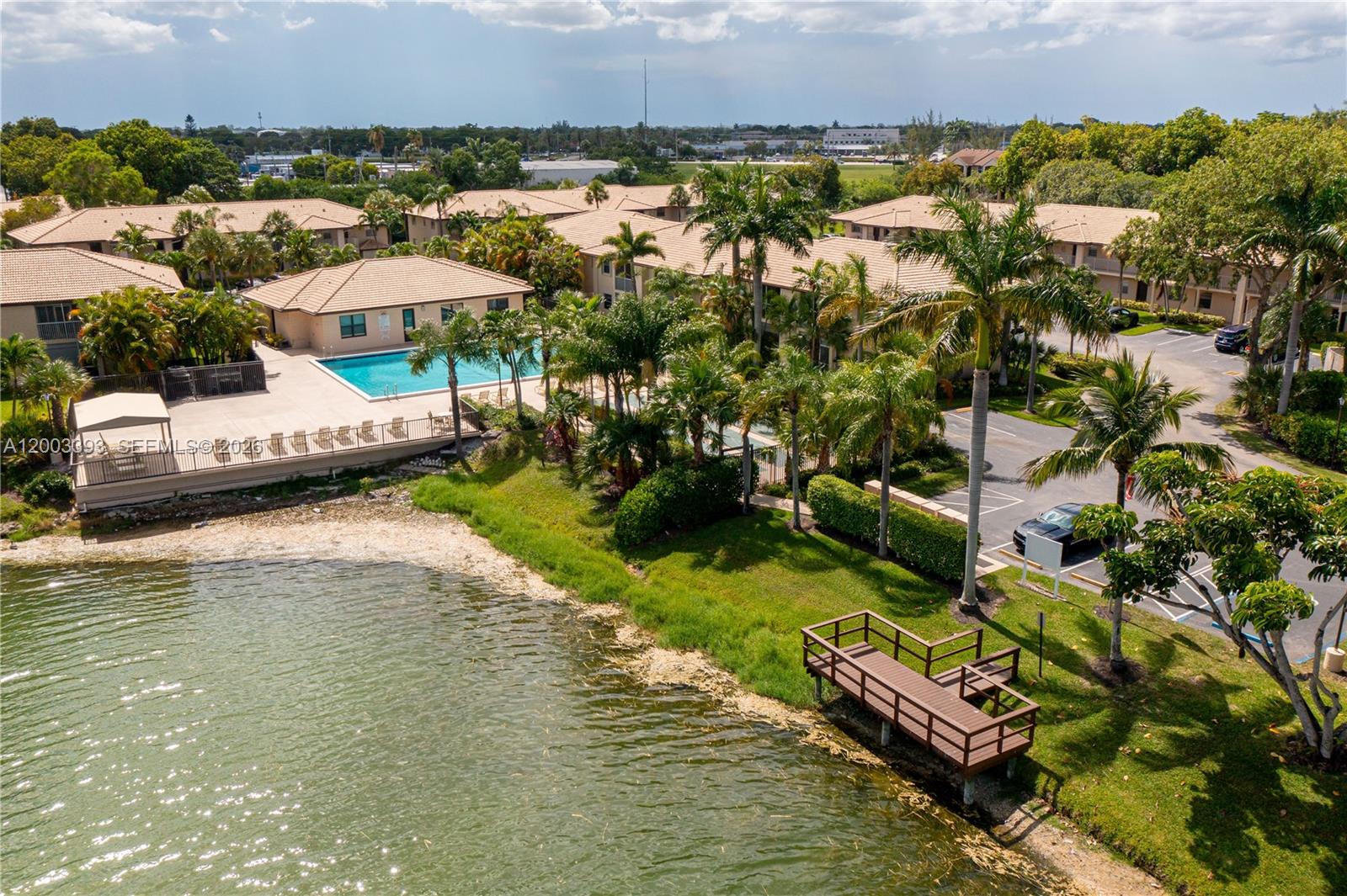 VIEWPOINTE CONDO - Residential