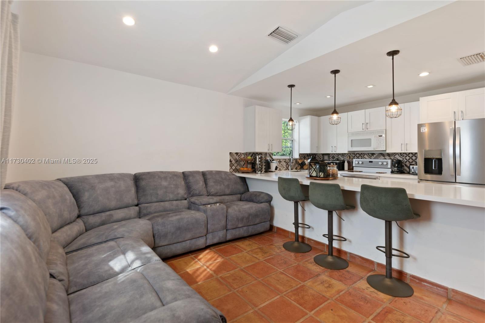CENTENNIAL SEC 1 - Residential