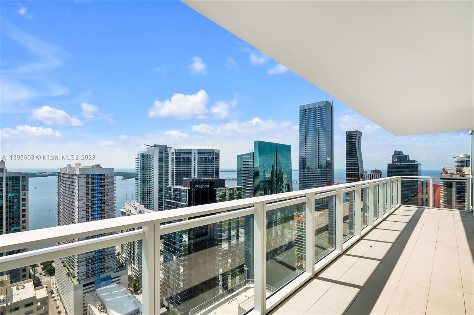 THE BOND (1080 BRICKELL) - Residential
